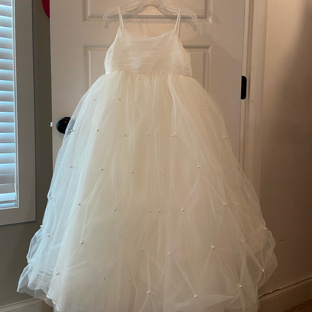 David’s Bridal tulle flower girl dress with Pearl pick ups